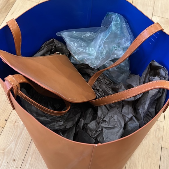 Mansur Gavriel Large Tote Cammello/Royal blue - Picture 14 of 16